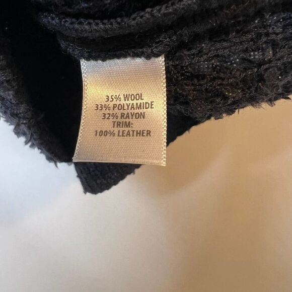 St. John Womens Black Knit Textured Sleeveless Back Zip Blouse Top Size Medium - Picture 5 of 8